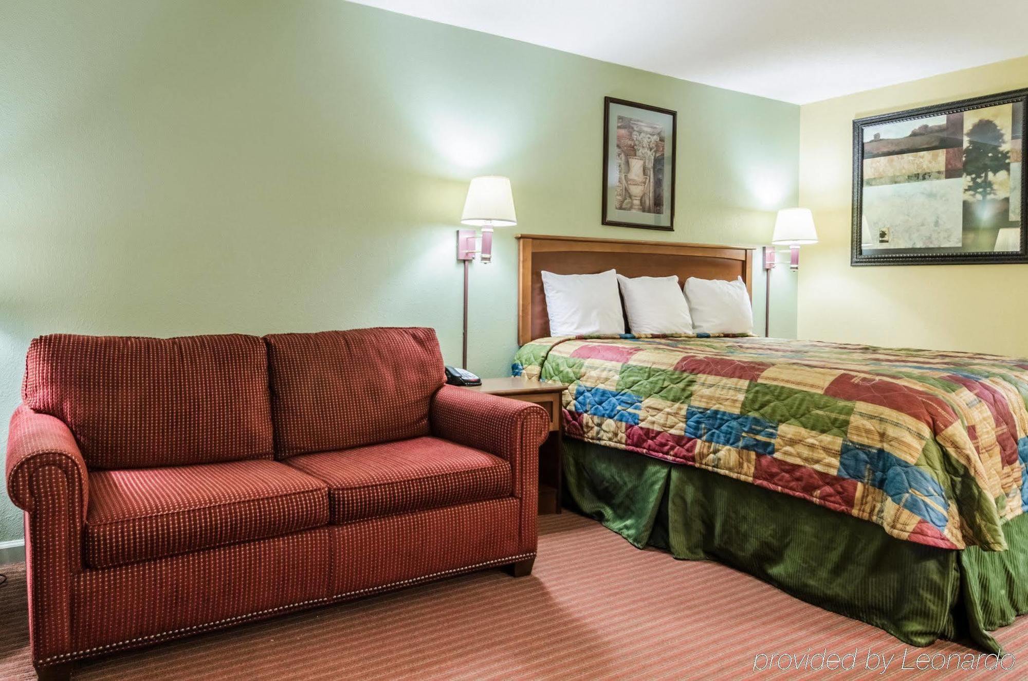 Rodeway Inn Конкордия Экстерьер фото